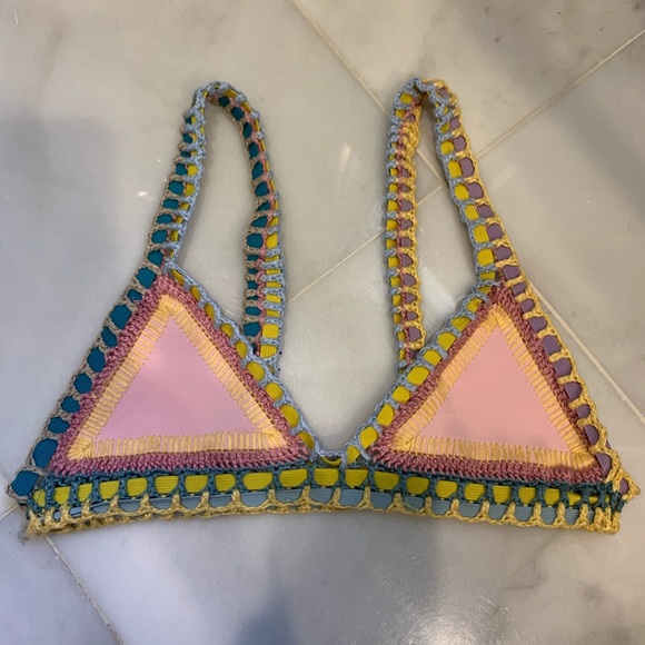 KIINI Other - SOMEONE BUY!!!!!! AUTHENTIC small Bea Kiini top!